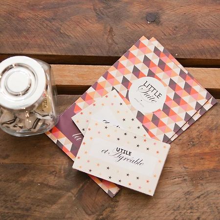 Little Suite - Nathan Lille Phòng bức ảnh