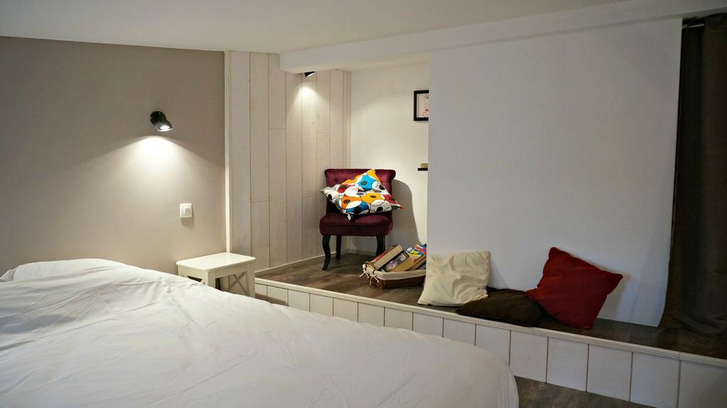 Little Suite - Nathan Lille Phòng bức ảnh