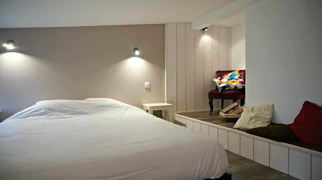 Little Suite - Nathan Lille Phòng bức ảnh